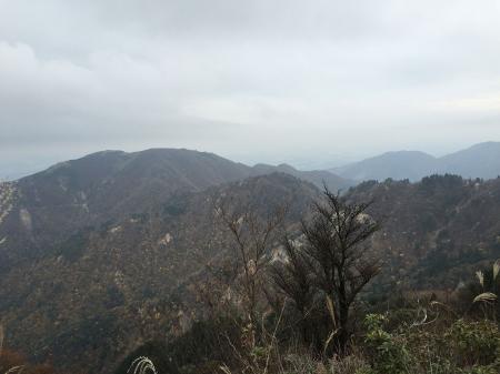 入道ヶ岳はまだ遠い