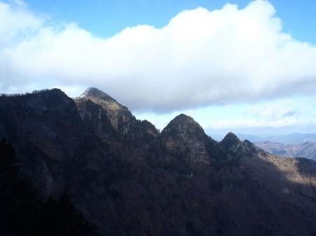大普賢岳、小普賢岳、孫普賢岳が見えた。全部登ってやった