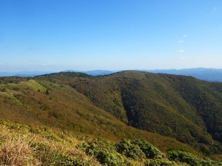 さっき登ったフトウガ峰の山頂もよく見えている