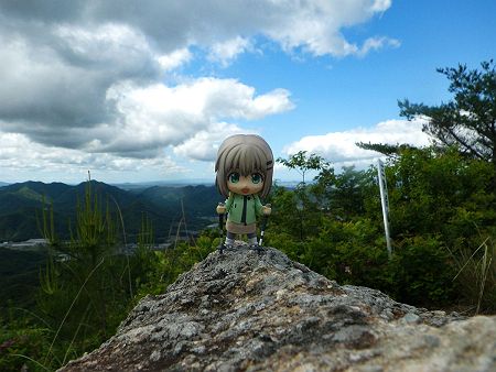 雪村あおいちゃんと南側の展望を撮影しておいた。これはあまりいい感じではないね