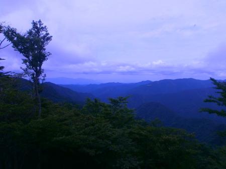 金剛山と大和葛城山がみえた