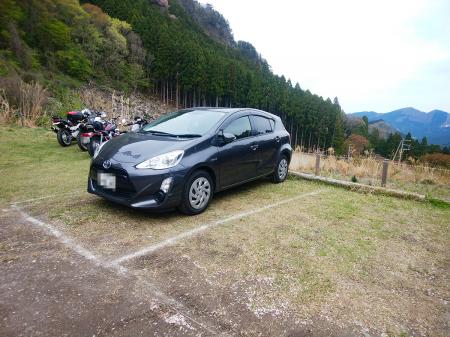 屏風岩公苑駐車場に戻ってきた。本日もお疲れ様でした