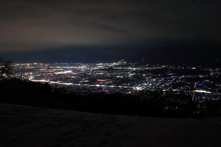 東のテイクオフ場からの夜景