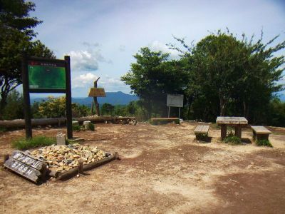ポンポン山