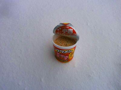 寒いのでブタメンを食べて温まる。こういう日はこのブタメンが最高！