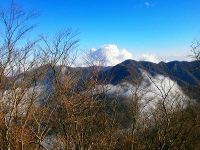 青空がでてきたけどガスが舞い上がってきてるのがわかる