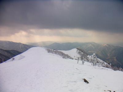 あまりゆっくりしていられないので武奈ヶ岳を後にする