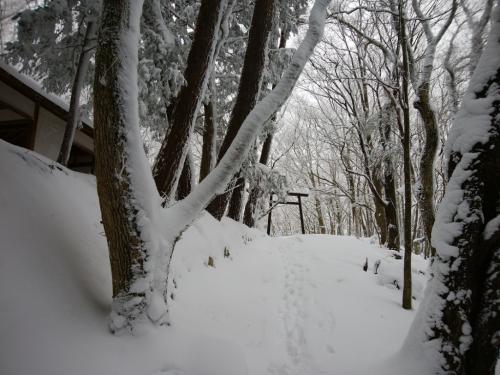 休憩所に到着